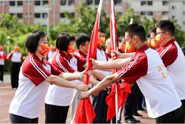 体操队主教练发声，誓言带队登顶