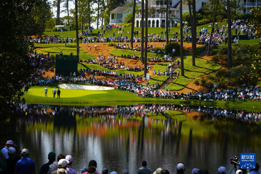 一场经典之战！高尔夫点燃球迷热情的简单介绍