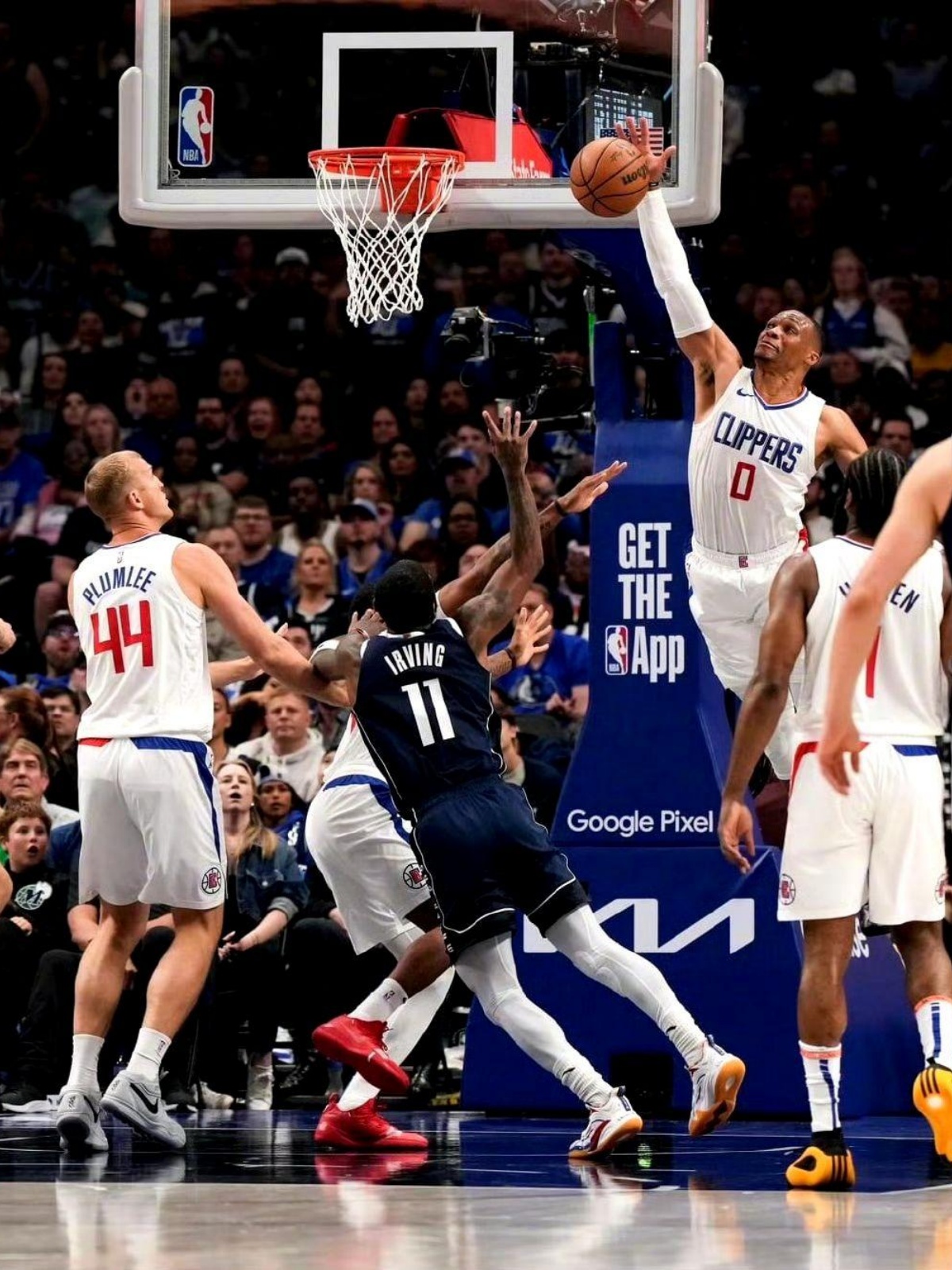 江苏队翻盘独行侠，东契奇状态火热