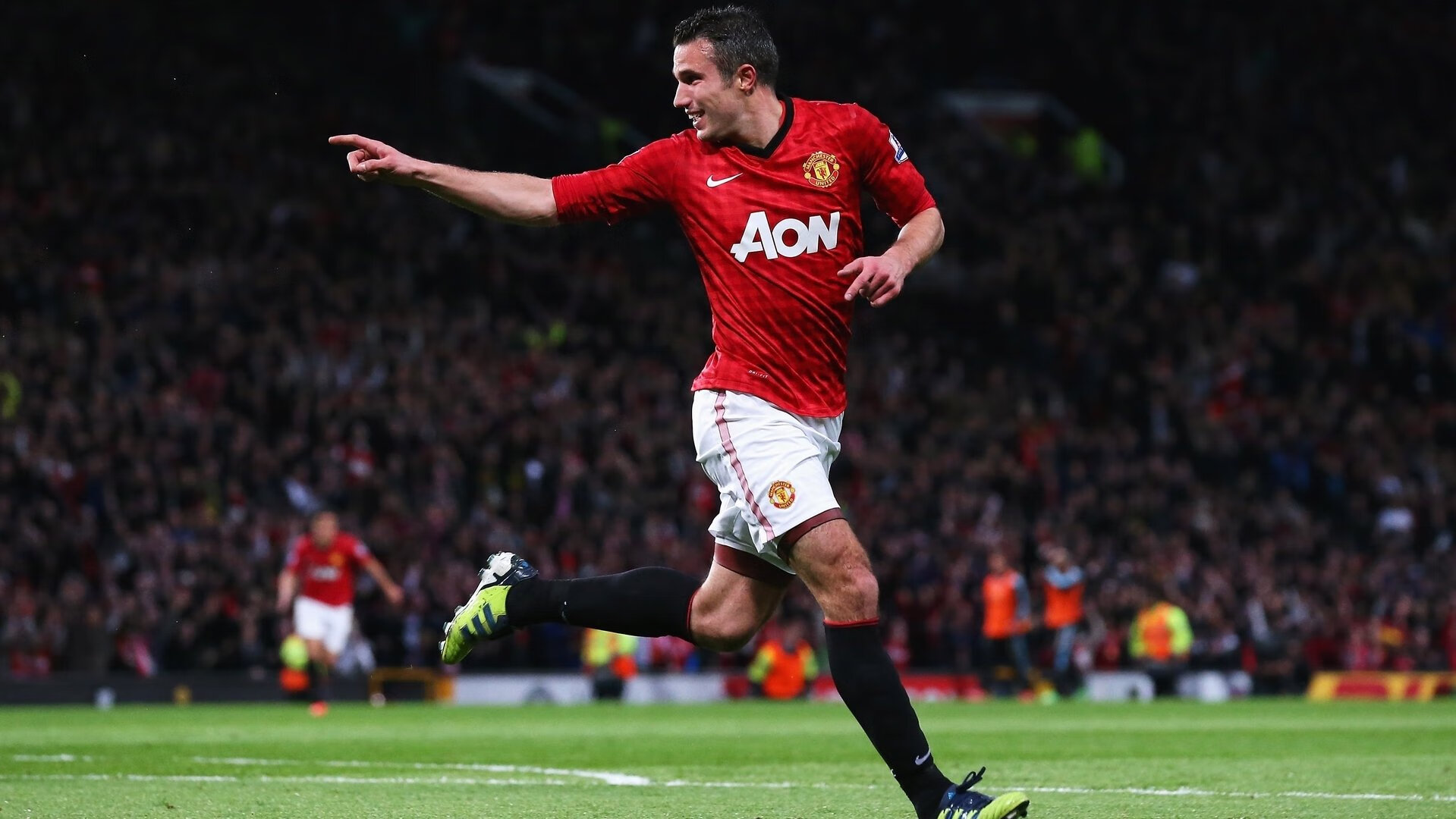 绝境奇兵！武切维奇爆发助残阵湖人客场掀翻雄鹿