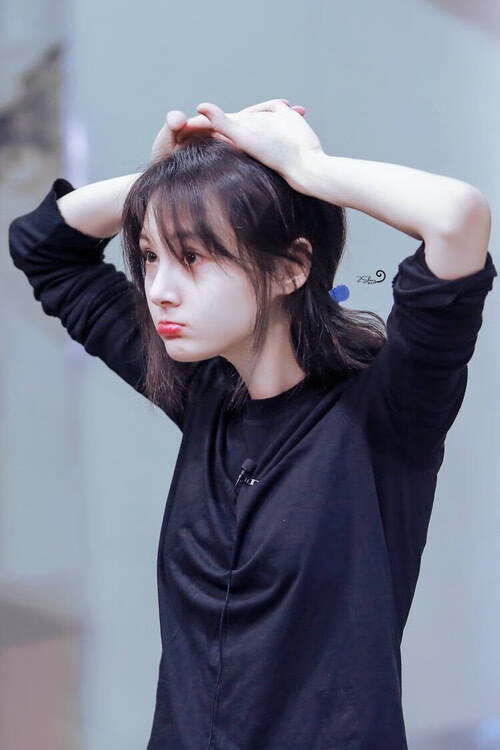 当伯纳乌升起篮筐，NBA全明星降维打击皇马跨界之战